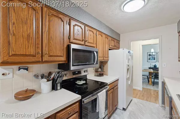 1416 Woodnoll Drive, Flint, MI 48507