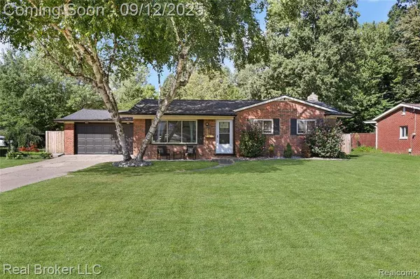 2128 Kingswood Drive, Flint, MI 48507