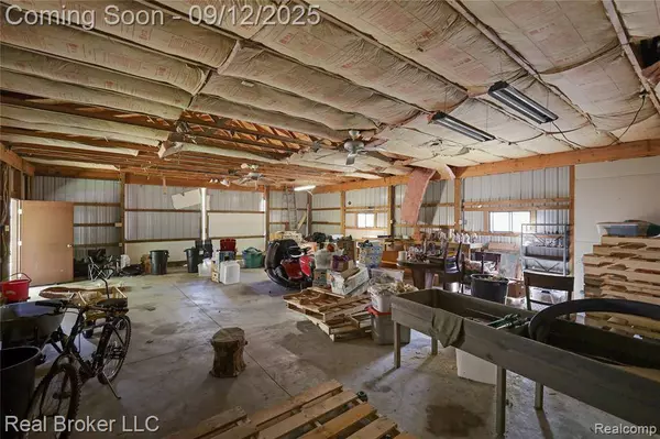 2128 Kingswood Drive, Flint, MI 48507