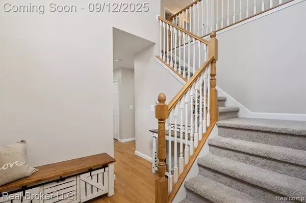 6097 High Valley Drive, White Lake Twp, MI 48383