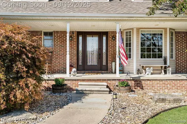 6097 High Valley Drive, White Lake Twp, MI 48383