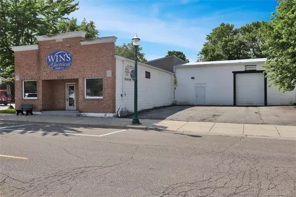 141 W Main ST, Otisville, MI 48463