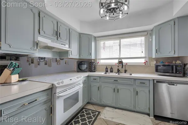 5407 Fairview DR, Grand Blanc Charter Township, MI 48439