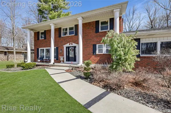 1366 Ox Yoke DR, Flint Charter Township, MI 48532