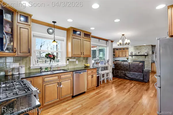 1366 Ox Yoke DR, Flint Charter Township, MI 48532