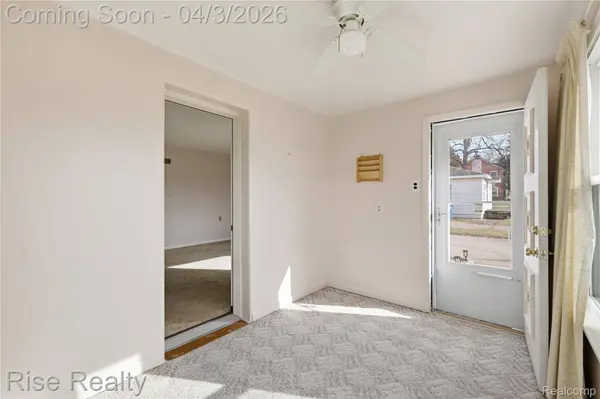 117 Perry ST, Montrose, MI 48457