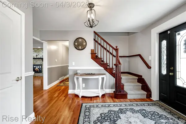 1366 Ox Yoke DR, Flint Charter Township, MI 48532