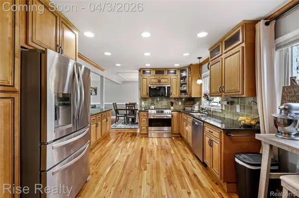 1366 Ox Yoke DR, Flint Charter Township, MI 48532