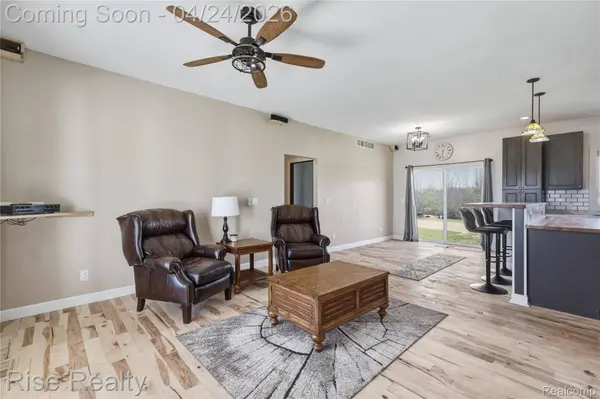 4399 E Bristol RD, Burton, MI 48519