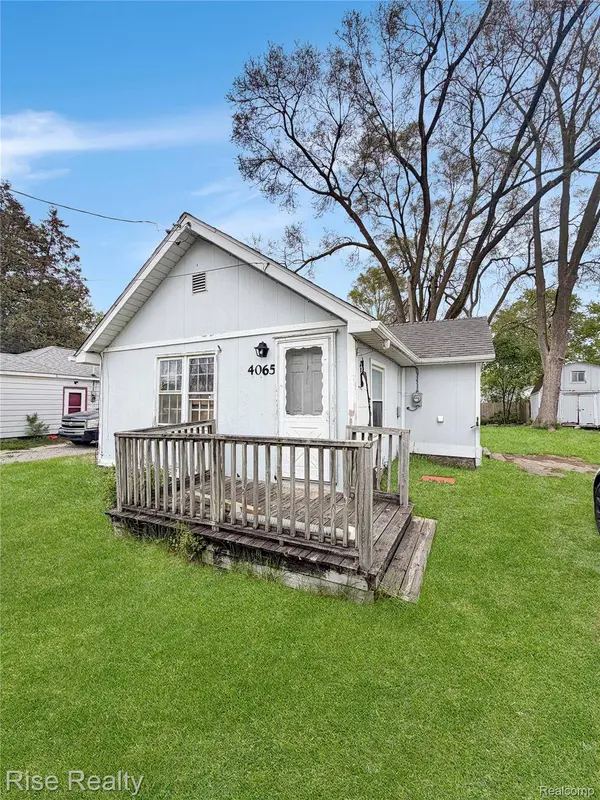 4065 Pringle AVE, Burton, MI 48529