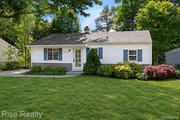 319 N Genesee ST, Montrose, MI 48457