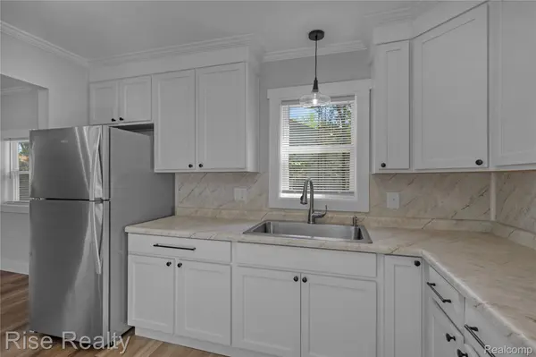 319 N Genesee ST, Montrose, MI 48457