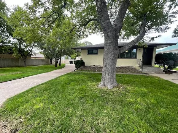 410 Clay Street #9, Wray, CO 80758