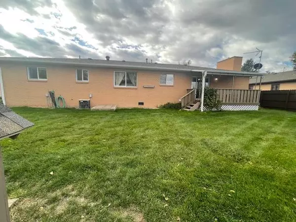 1037 Cottonwood Drive, Wray, CO 80758