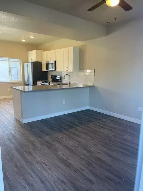 820 Grant Street #H, Wray, CO 80758