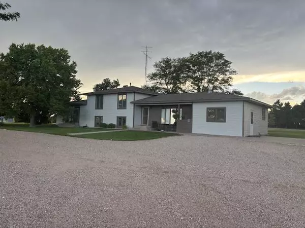 9214 County Road NN, Idalia, CO 80735