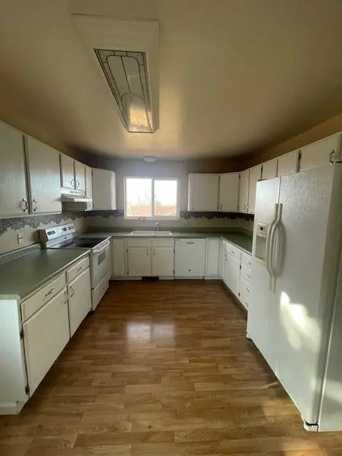 941 W 11th Ave., Wray, CO 80758