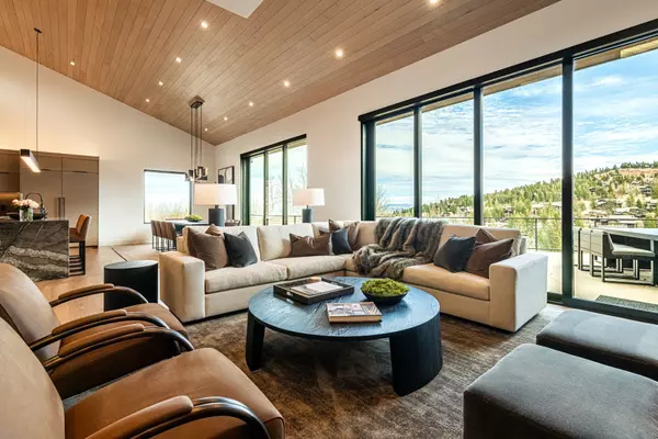 How to Know If It’s the Right Time to Sell Your Utah Home,Dana Johns-Szucs