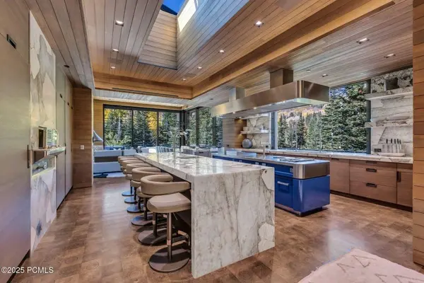 Understanding Adjustable Rate Mortgages (ARMs) in Utah: What Local Homebuyers Need to Know,Dana Johns-Szucs