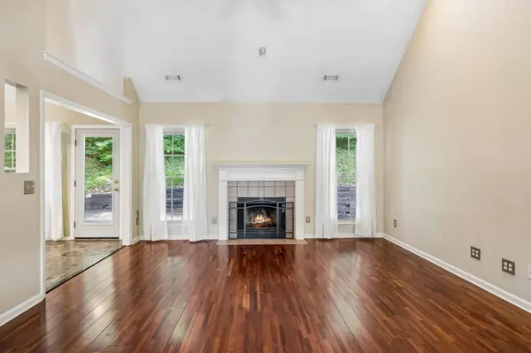 108 Glenway Ct, Nashville, TN 37221