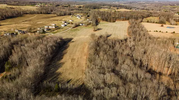 366 Parker Rd, Portland, TN 37148