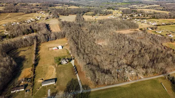 366 Parker Rd, Portland, TN 37148