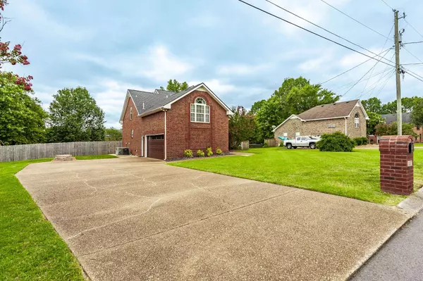 117 Waterford Way, Hendersonville, TN 37075