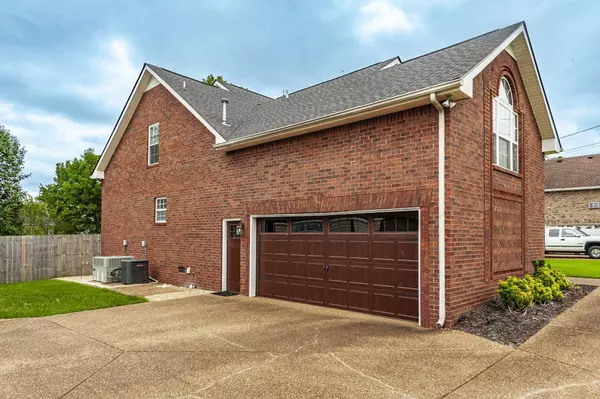 117 Waterford Way, Hendersonville, TN 37075