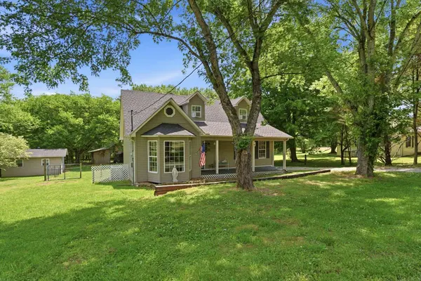 4018 Rutledge Hill Rd, Hillsboro, TN 37342