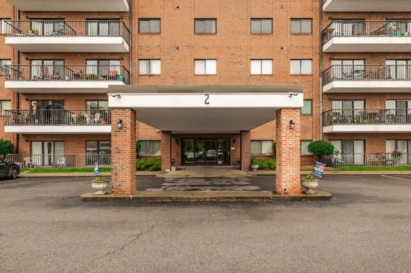 200 Sanders Ferry Rd #2408, Hendersonville, TN 37075