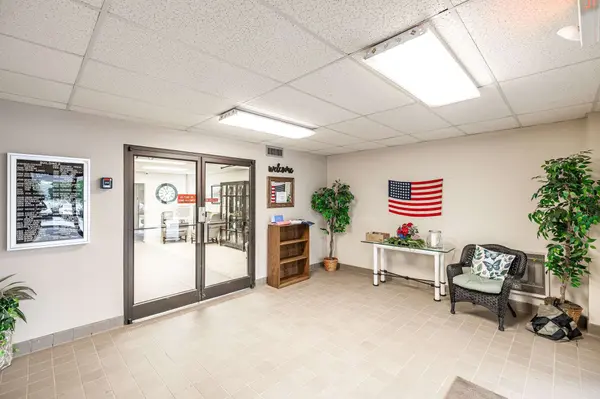 200 Sanders Ferry Rd #2408, Hendersonville, TN 37075