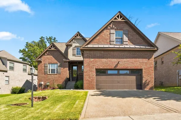 2561 Hessey Pass