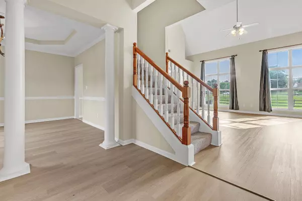 1695 KINGS POND CV, Memphis, TN 38016