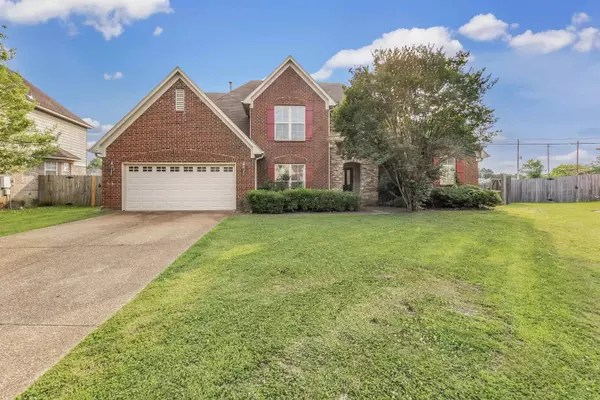 1695 KINGS POND CV, Memphis, TN 38016