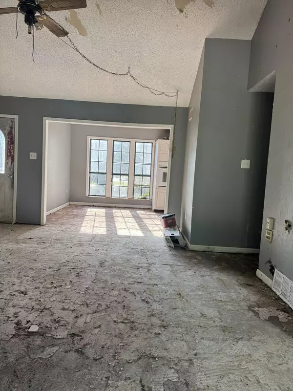 2381 CHAMPAIGN ST, Bartlett, TN 38134