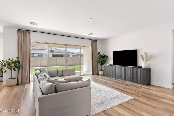 22713 E TWIN ACRES Drive, Queen Creek, AZ 85142