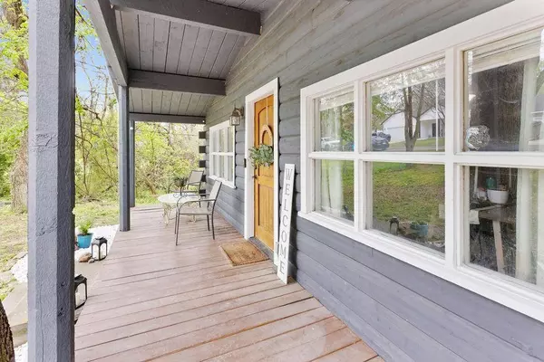 1909 S Lamar Avenue, Denison, TX 75021