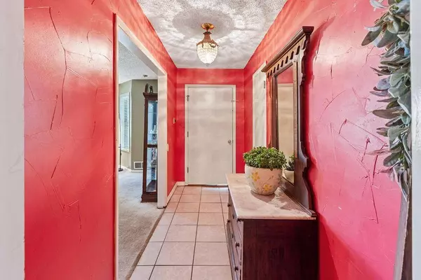 1008 Western Hills Drive, Sherman, TX 75092