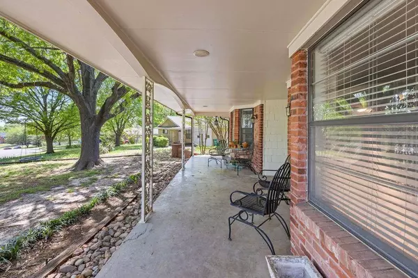 1008 Western Hills Drive, Sherman, TX 75092