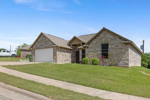 1521 Timbercreek Drive, Howe, TX 75459