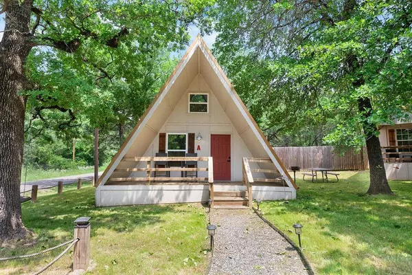 340 Oxford Drive, Gordonville, TX 76245