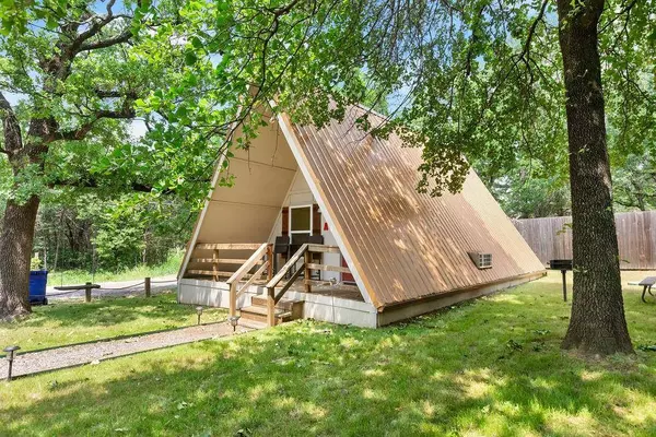 340 Oxford Drive, Gordonville, TX 76245