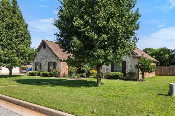 2110 Park Ridge, Denison, TX 75020