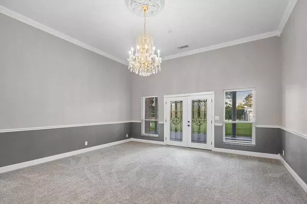 106 Glenwood Drive, Denison, TX 75020