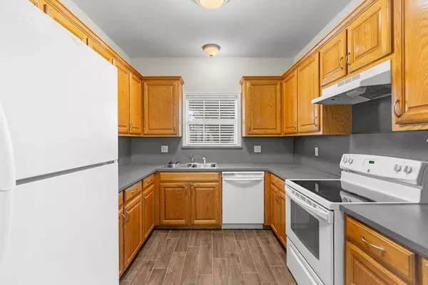 811 W Woodard Street, Denison, TX 75020