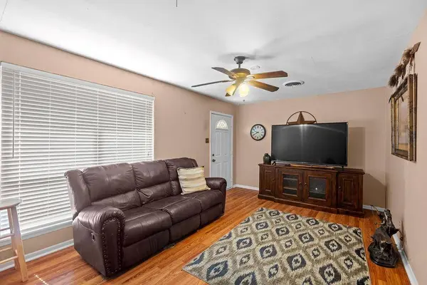 2022 Jerry Avenue, Denison, TX 75020
