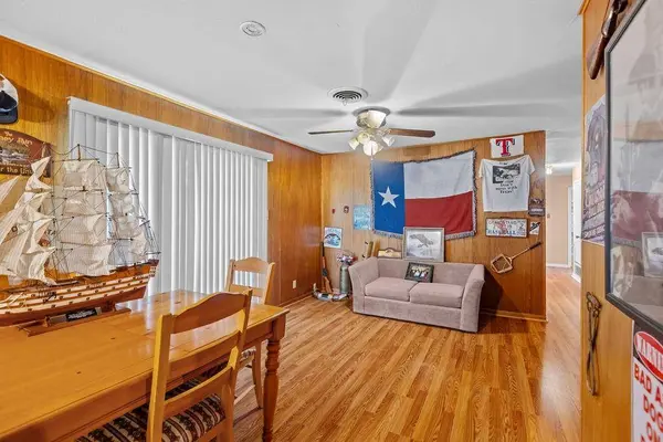 2022 Jerry Avenue, Denison, TX 75020