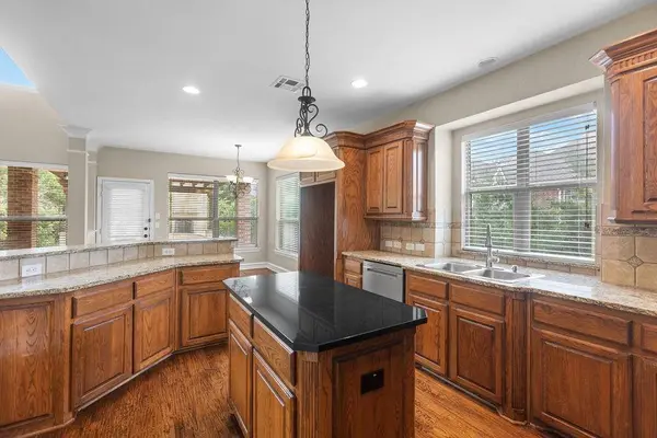 4004 Hook Bill Drive, Mckinney, TX 75072