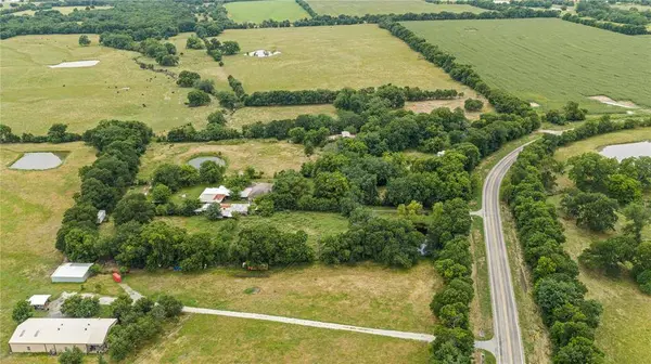 8677 S Fm 898, Whitewright, TX 75491
