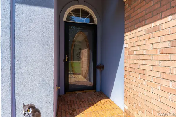 1625 Northpointe DR, Deatsville, AL 36022